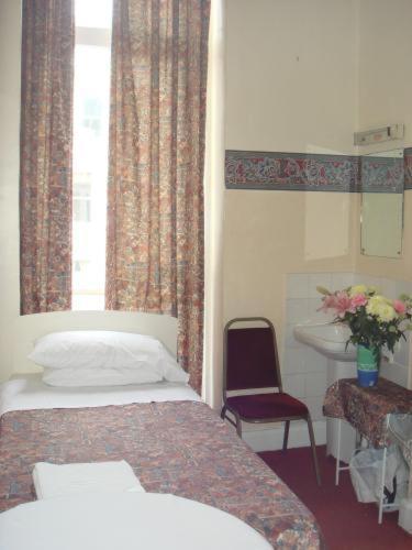 Regency Court Hotel Londra Oda fotoğraf
